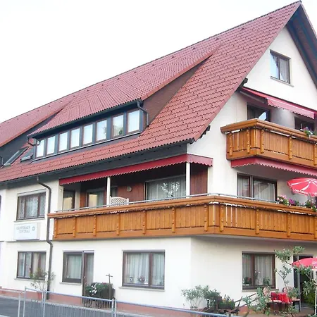 Gaestehaus アパート バイアースブロン